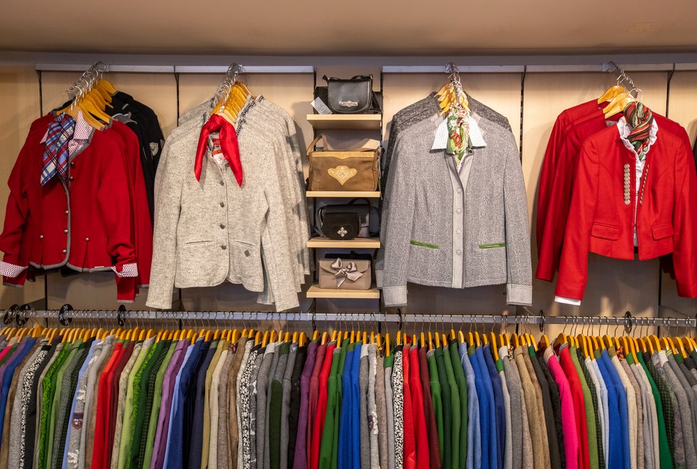 moser trachten weste